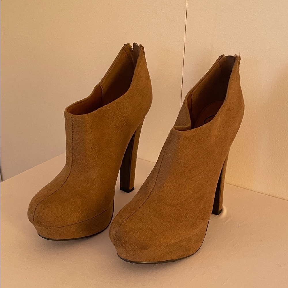Elegant Tan High Heel Ankle Boots
